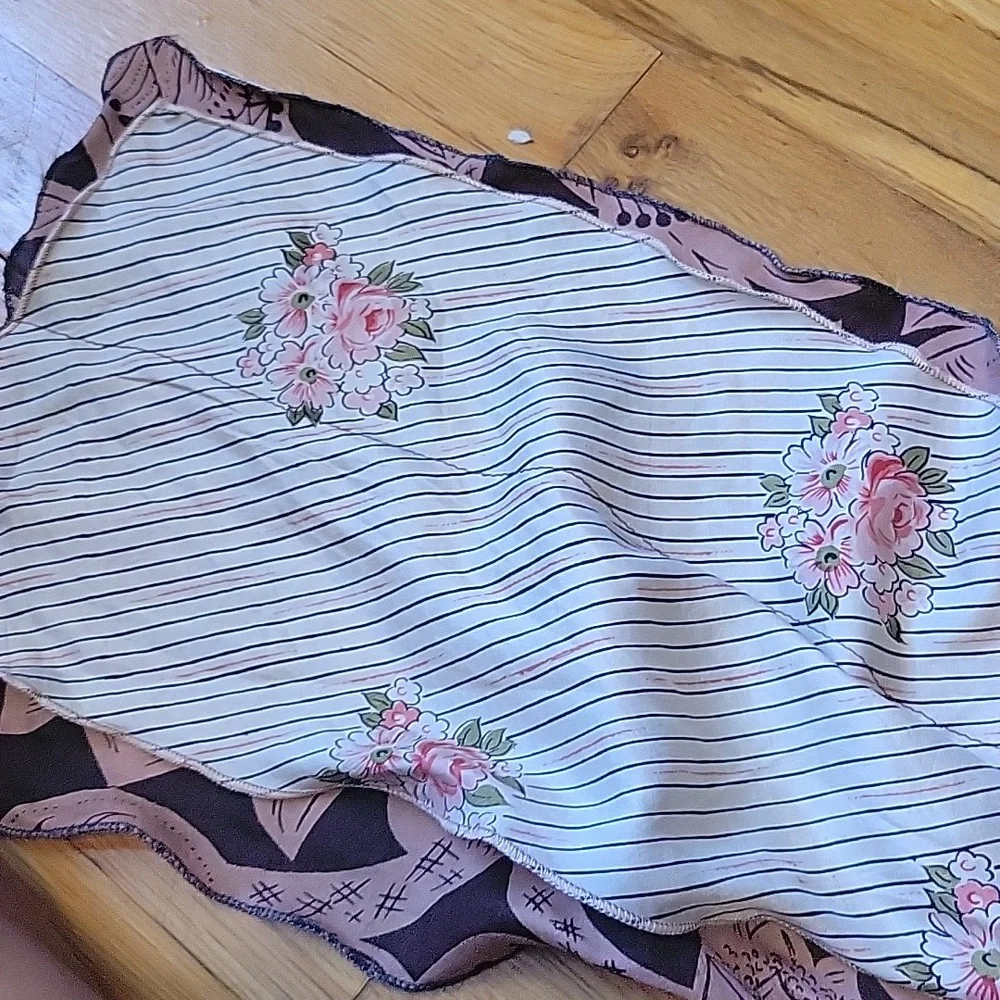 Silk multi media ruffle scarf. Vi tage silk.